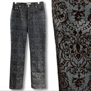 VTG | Thick denim pants w/ velvet baroque design